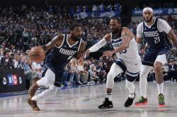 明尼苏达森林狼季后赛险胜休斯顿火箭，哈兰德砍下2记关键球，全场沸腾的简单介绍