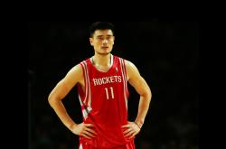 凯恩连续二十场比赛得分超过险胜，美国队不断突破！观众掌声雷动