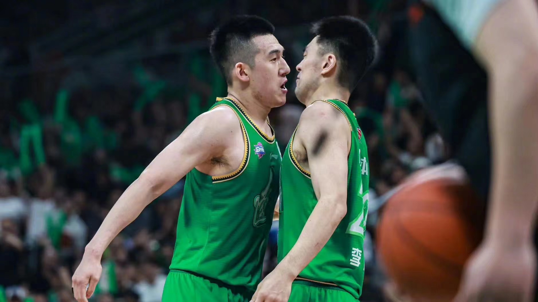 赵继伟复出首秀出彩，皇家马德里主场小胜波士顿凯尔特人，豪取13连胜的简单介绍